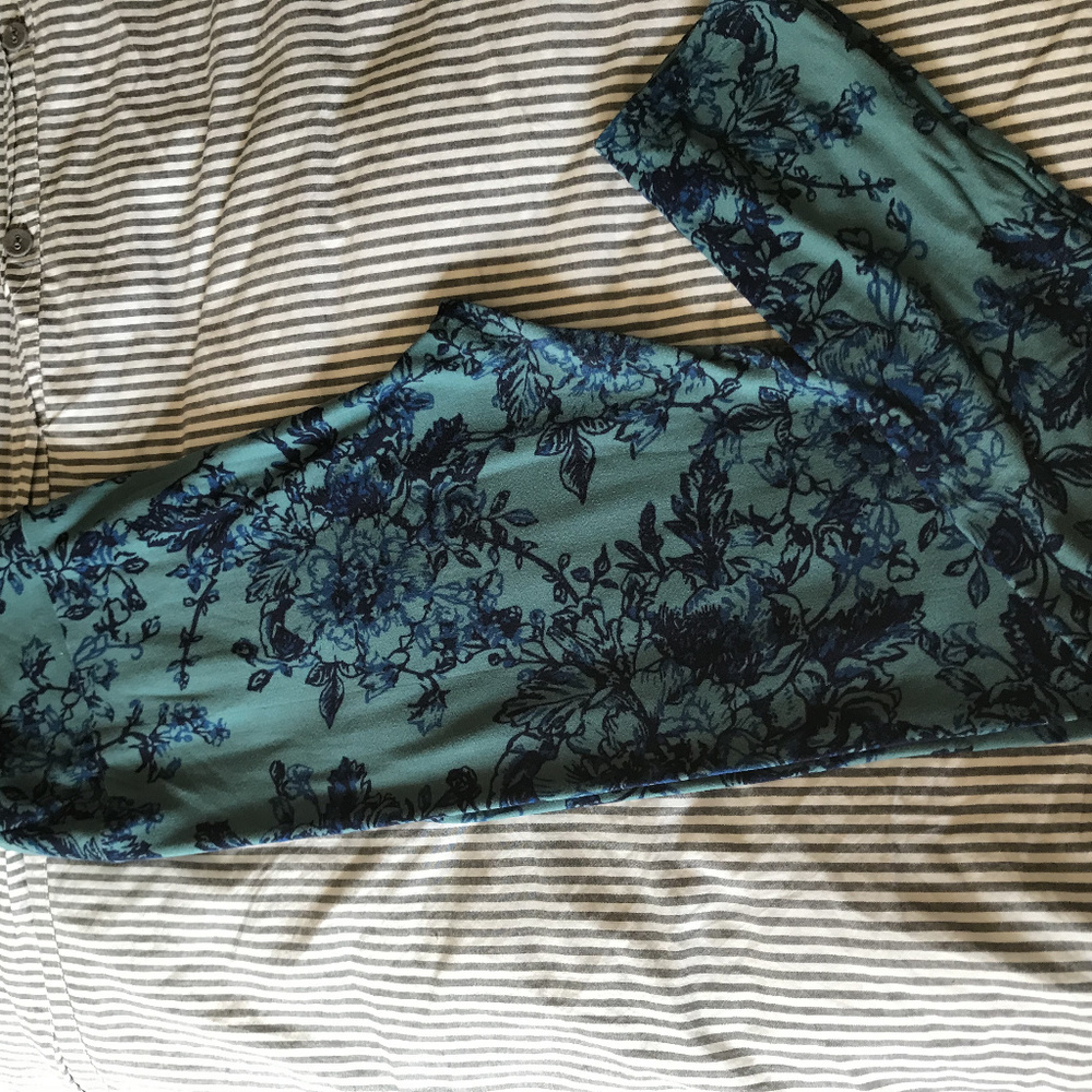 LuLaRoe leggings